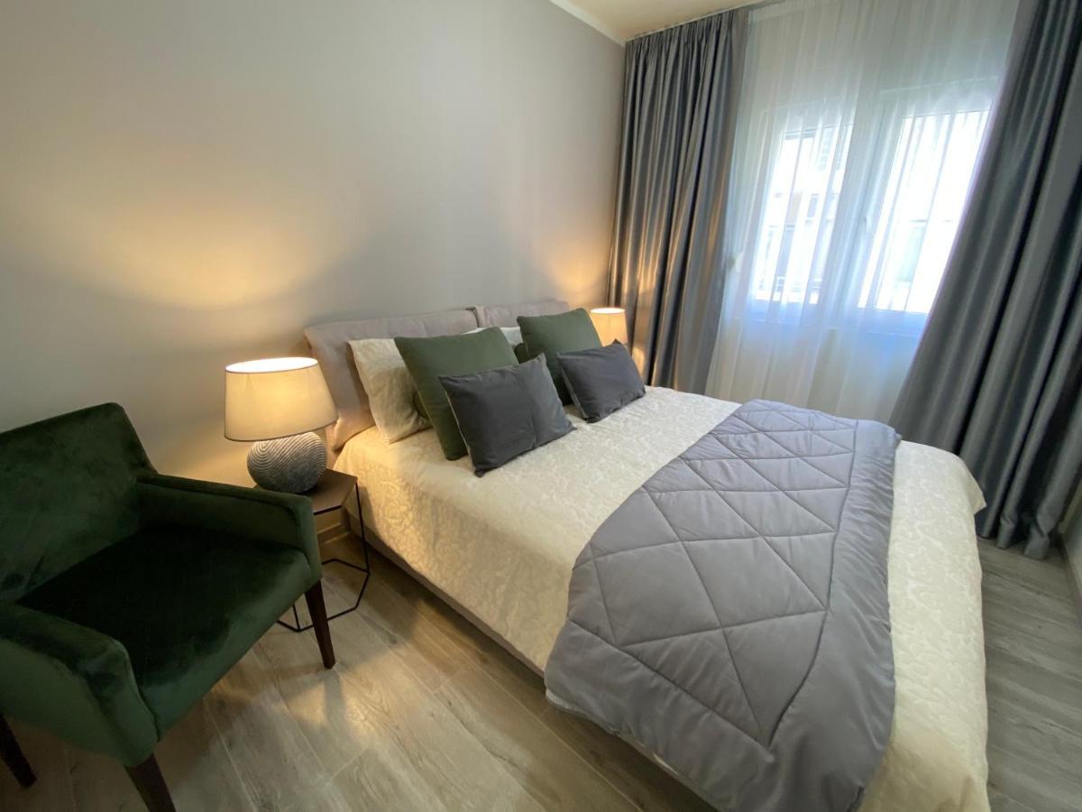 Sun Village Aparthotel Herceg Novi Esterno foto