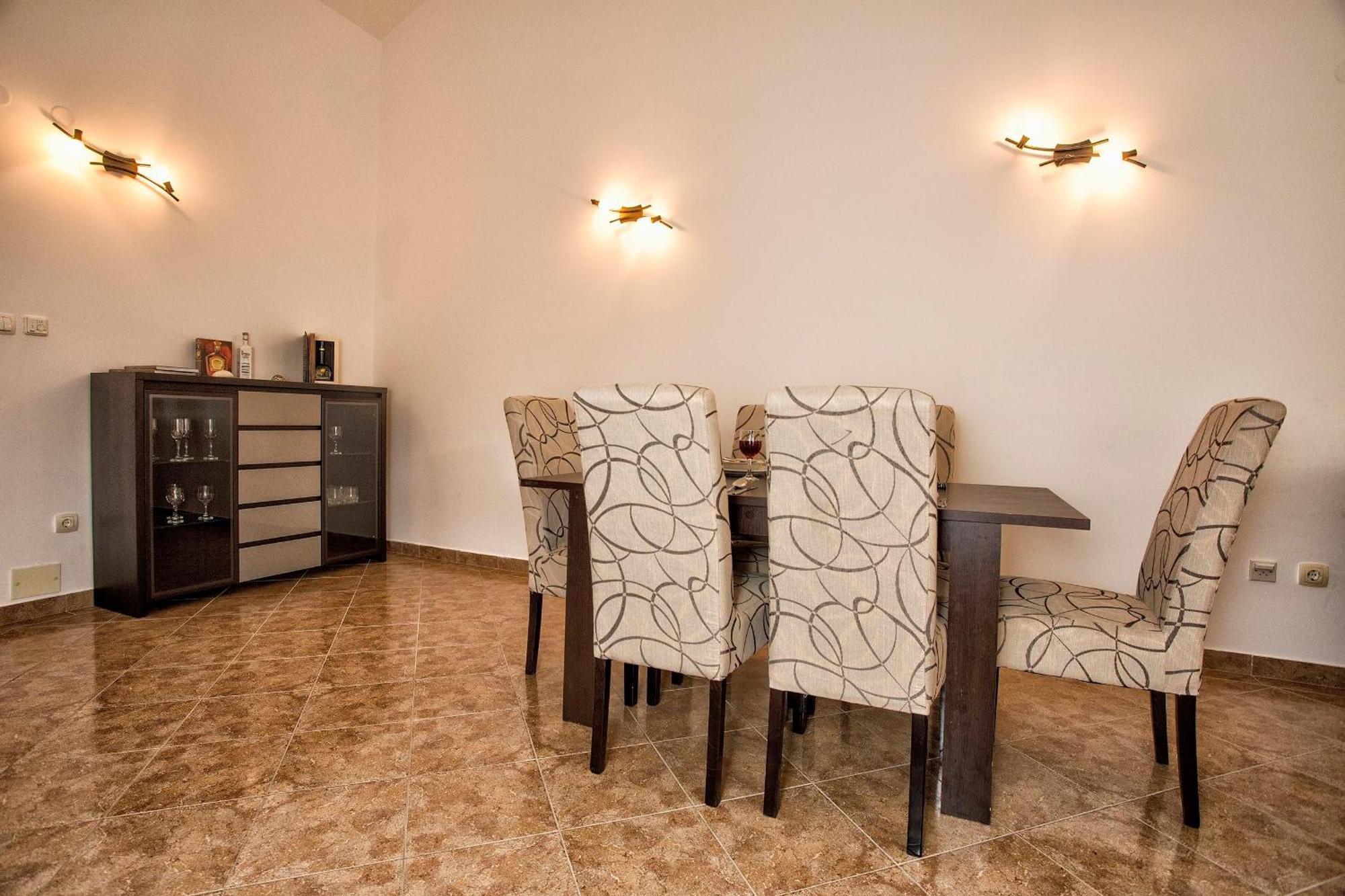 Sun Village Aparthotel Herceg Novi Camera foto