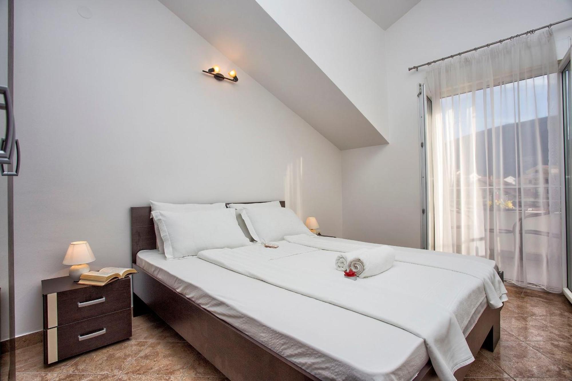 Sun Village Aparthotel Herceg Novi Camera foto