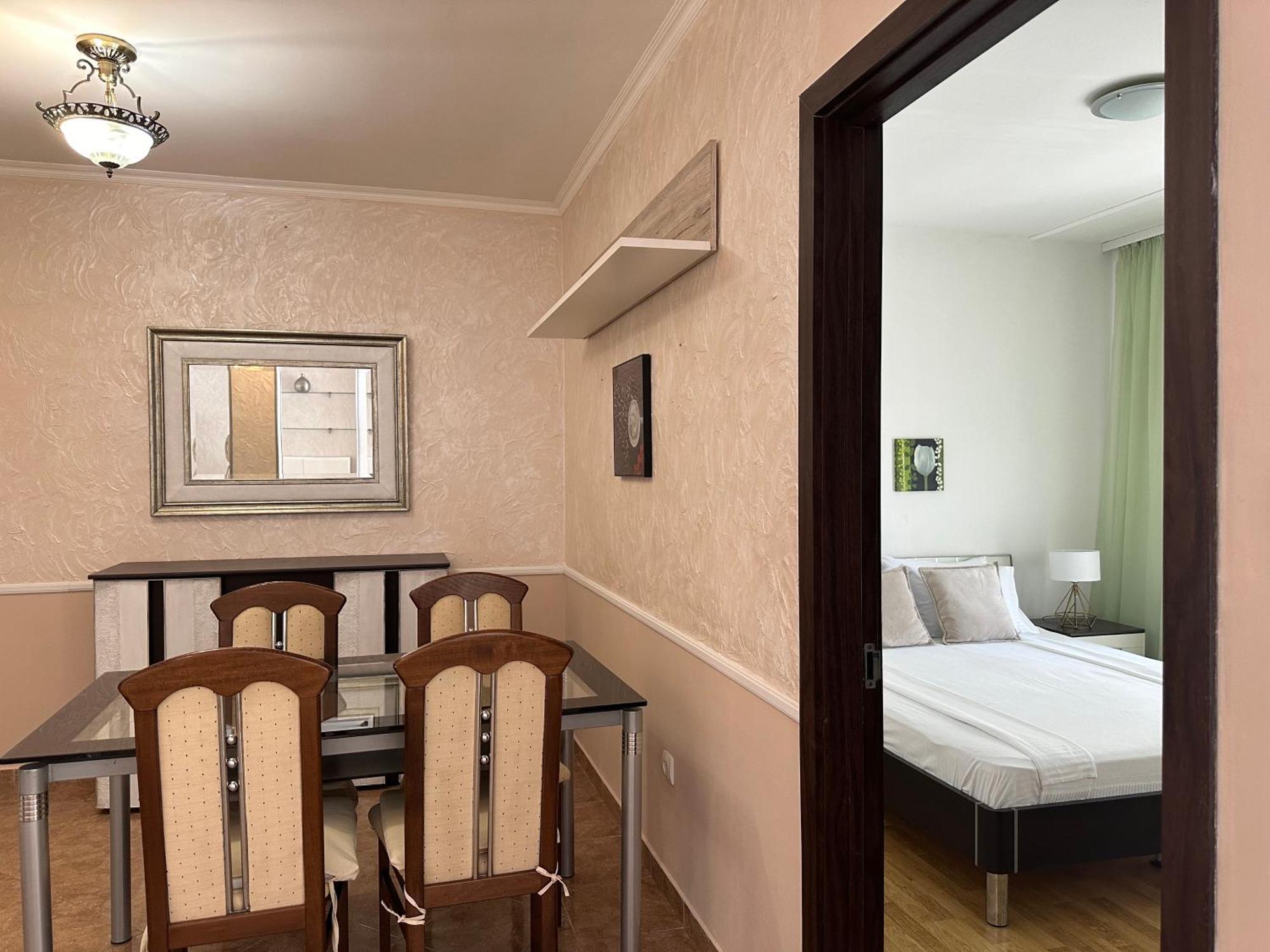Sun Village Aparthotel Herceg Novi Esterno foto